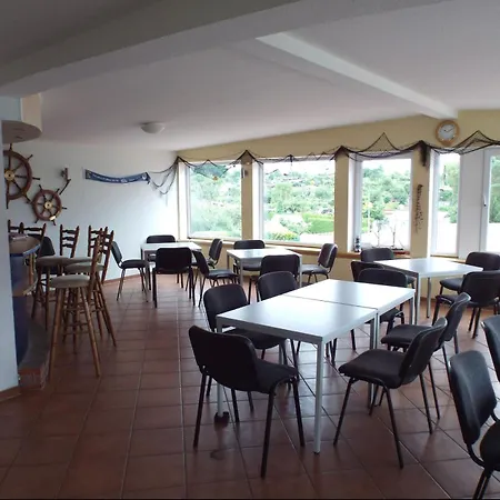 Homestay Veranstaltungsraum Des Schweriner Marineclub Smc *
