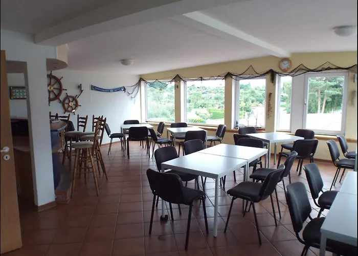 Homestay Veranstaltungsraum Des Schweriner Marineclub Smc *
