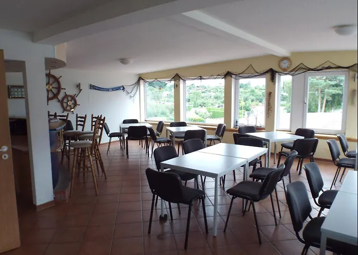 Homestay Veranstaltungsraum Des Schweriner Marineclub Smc *